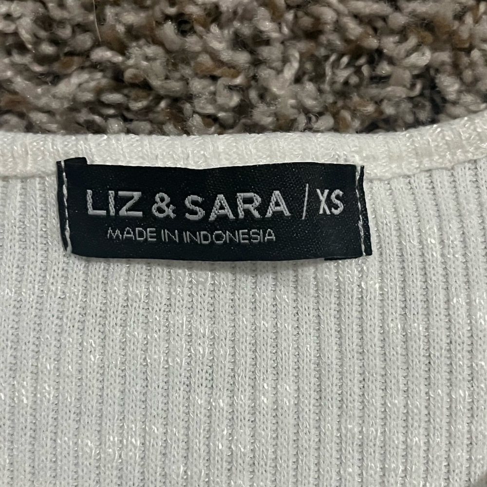 White Liza and Sara Top